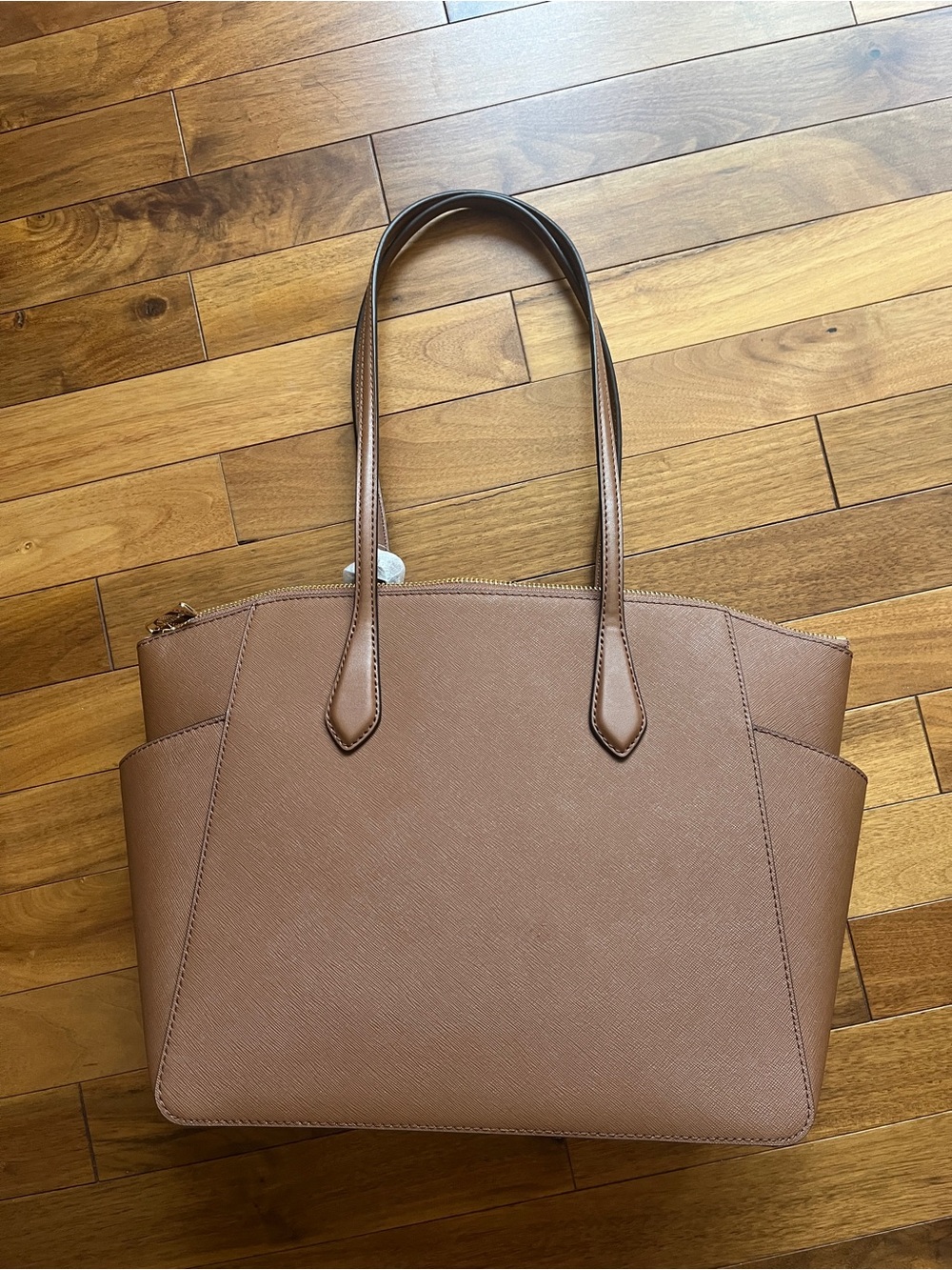 Michael Kors Marilyn Shoulder Bag - Picture 3 of 10